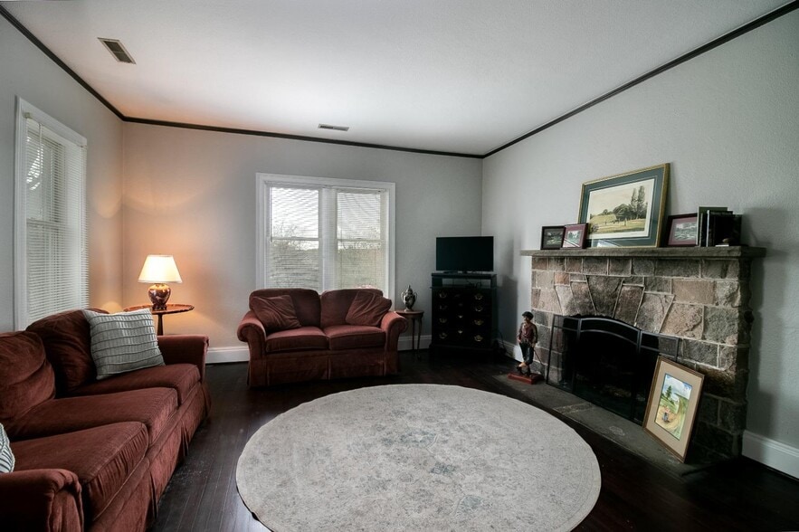 More Photos Of 3158 S State Road 2, Valparaiso Hotel For Sale