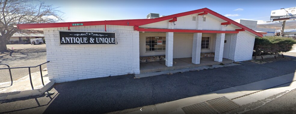 More Photos Of 10052 S Highway 69, Mayer Restaurant For Lease