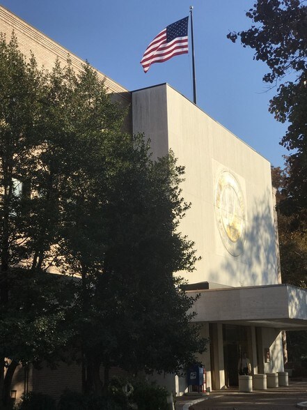 More Photos Of 3600 New York Ave NE, Washington Office For Sale