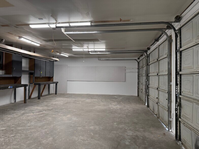 More Photos Of 5681 Mt Moriah Rd, Memphis Storefront Retail Office For Sale