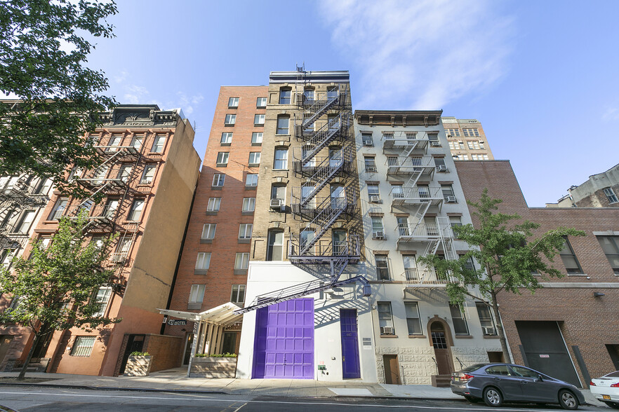 Primary Photo Of 447 W 36th St, New York Loft Creative Space For Lease