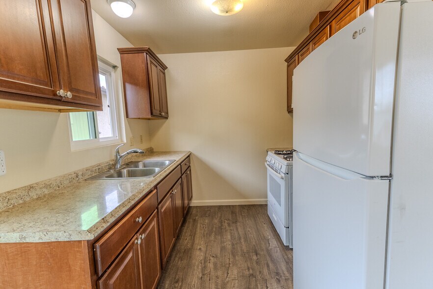 More Photos Of 390 Del Mar Ave, Chula Vista Apartments For Sale