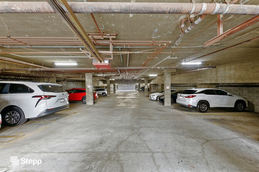 More Photos Of 424 S Commonwealth Ave, Los Angeles Apartments For Sale