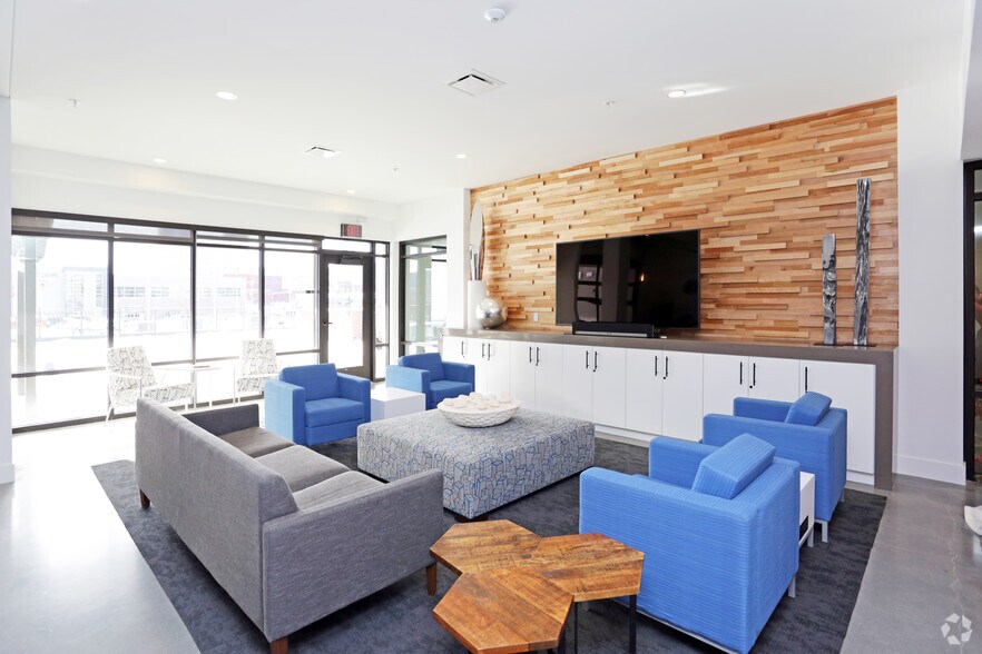More Photos Of 1415 Cuming St NE, Omaha Apartments For Lease