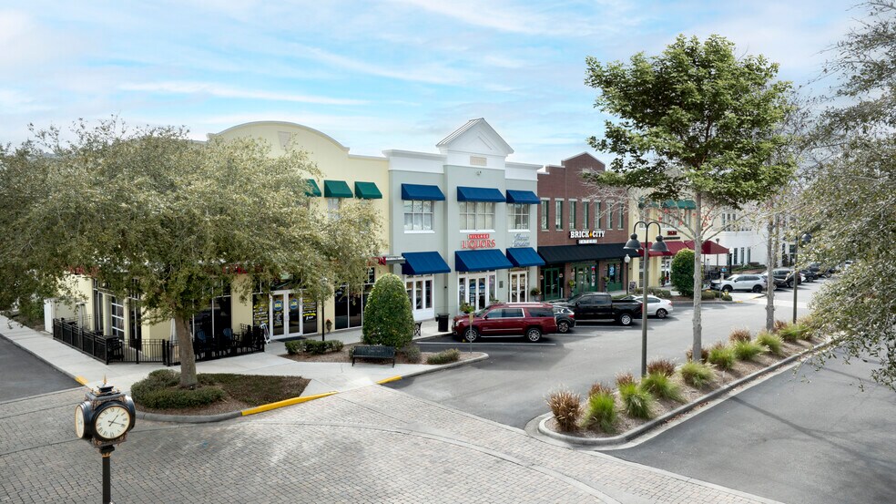 More Photos Of 16506 Pointe Village Dr, Lutz Office For Lease