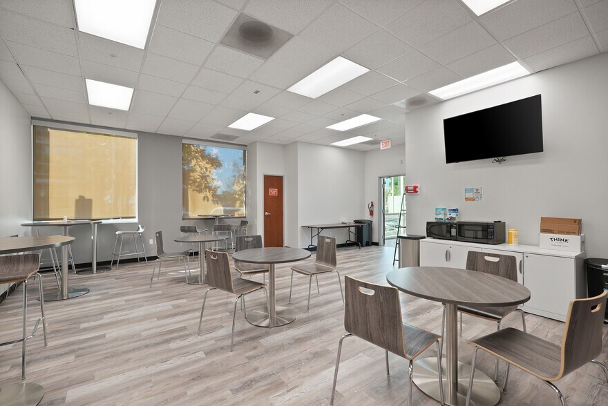 More Photos Of 2121 S Haven Ave, Ontario Loft Creative Space For Sale