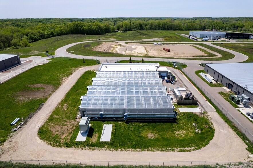 More Photos Of 10310 Harvest Park, Dimondale Warehouse For Lease