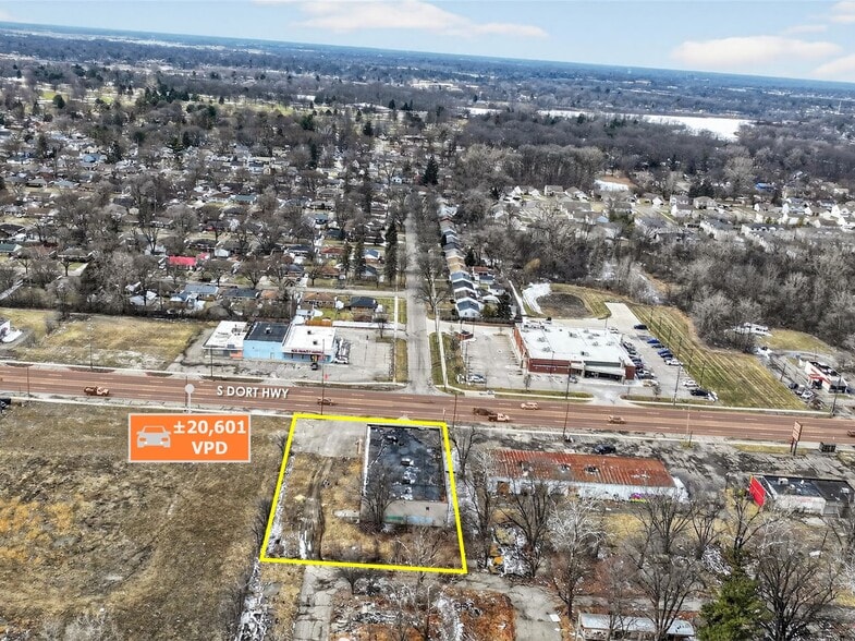 More Photos Of 2913 S Dort Hwy, Flint Freestanding For Sale