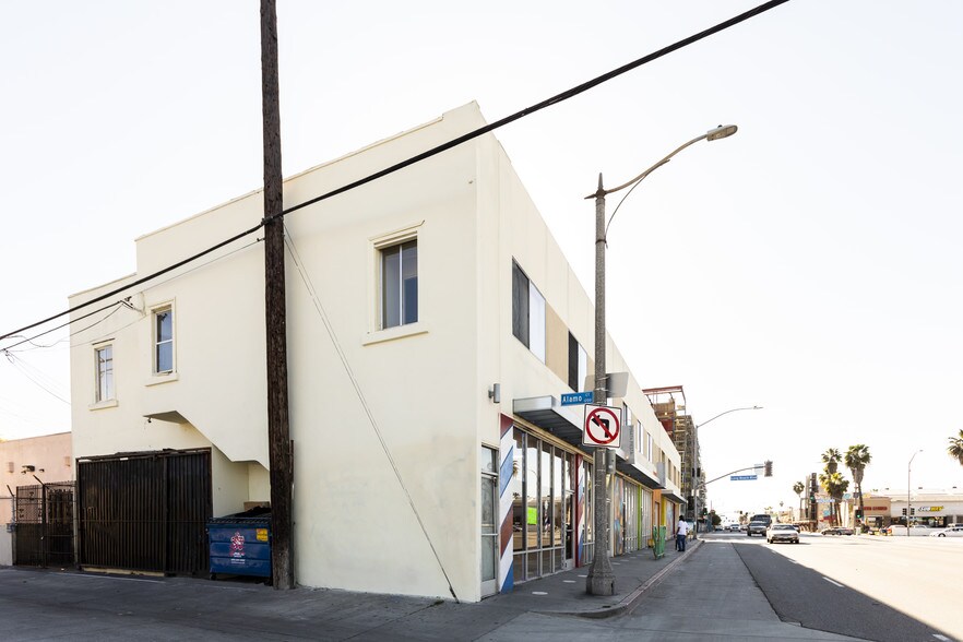 More Photos Of 302-320 E Anaheim St, Long Beach Storefront Retail Office For Sale