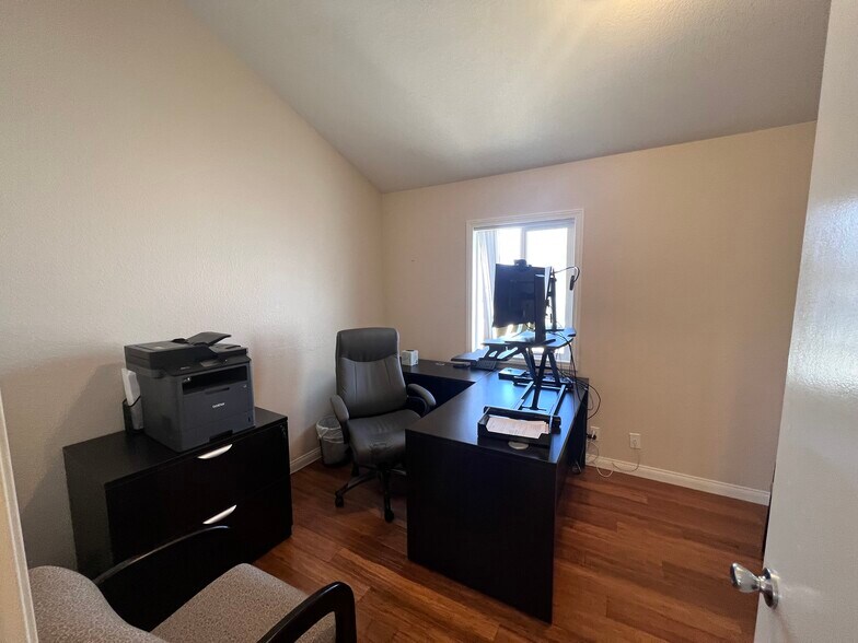 More Photos Of 34188 Pacific Coast Hwy, Dana Point Office For Lease