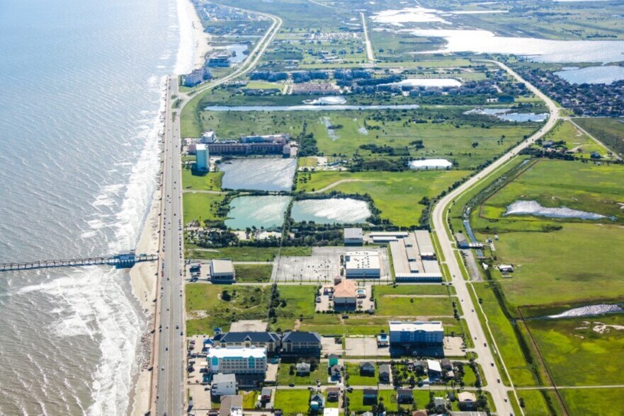 More Photos Of 3606 89th St, Galveston Hotel For Sale