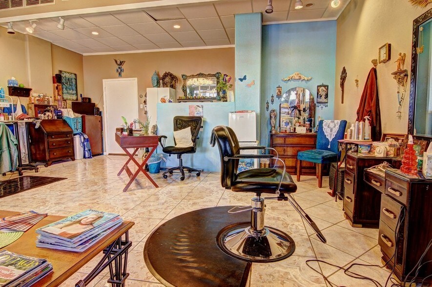 More Photos Of 4600 Ocean Dr, Corpus Christi Apartments For Sale