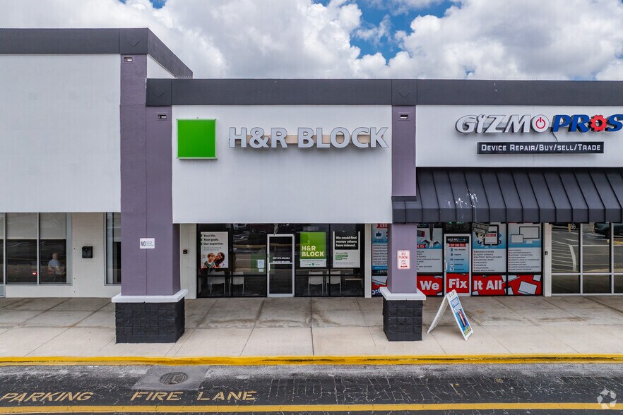 More Photos Of 3312-3440 U.S. Hwy 19, Holiday Unknown For Lease