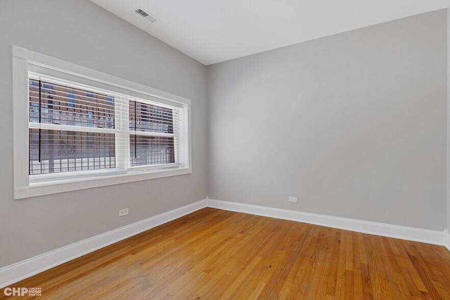 More Photos Of 7226 N Rogers Ave, Chicago Apartments For Sale