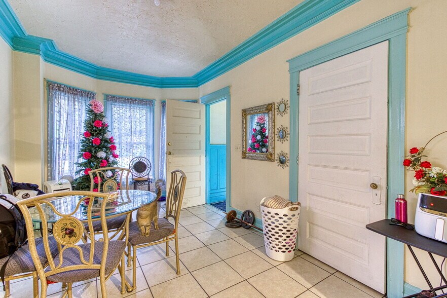 More Photos Of 423 W Grand Blvd, Detroit Apartments For Sale