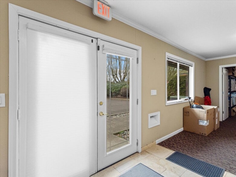 More Photos Of 1114 NE 112th Ave, Vancouver Warehouse For Sale