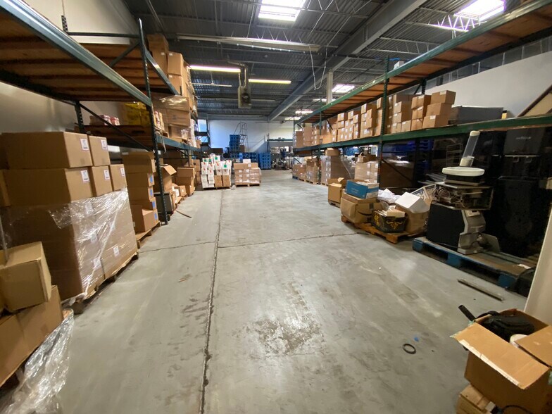 More Photos Of 522 Cottage Grove Rd, Bloomfield Manufacturing For Lease