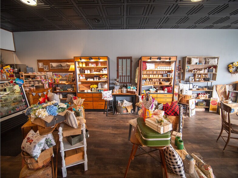 More Photos Of 2 E Main St, New Hampton General Retail For Sale