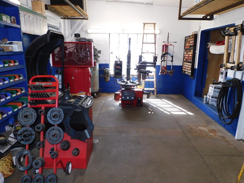 More Photos Of 40 Stone Rd, Greece Auto Repair For Sale