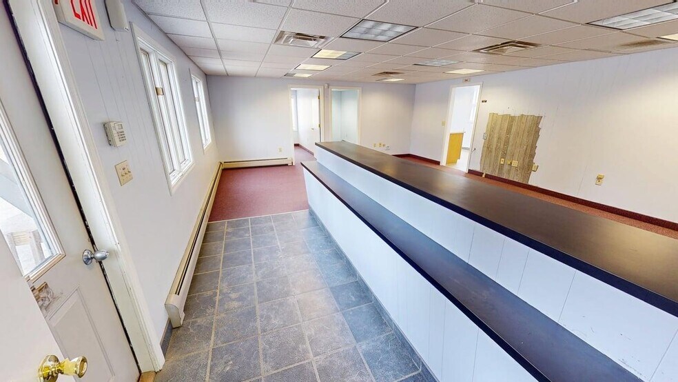 More Photos Of 235 Hunnewell Ave, Pittsfield Office For Sale