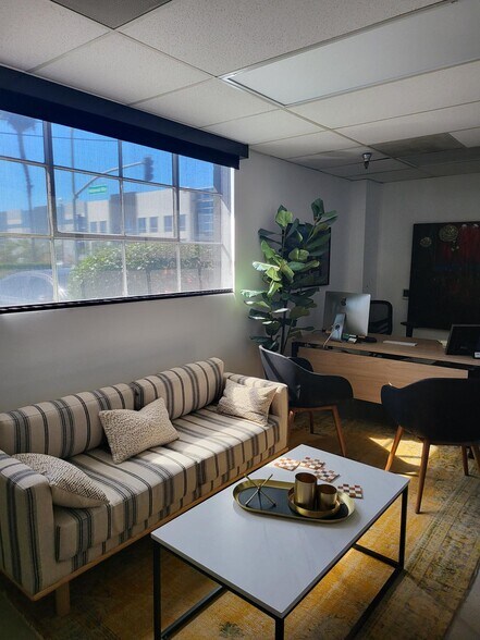 More Photos Of 3000 N Hollywood Way, Burbank Office For Lease