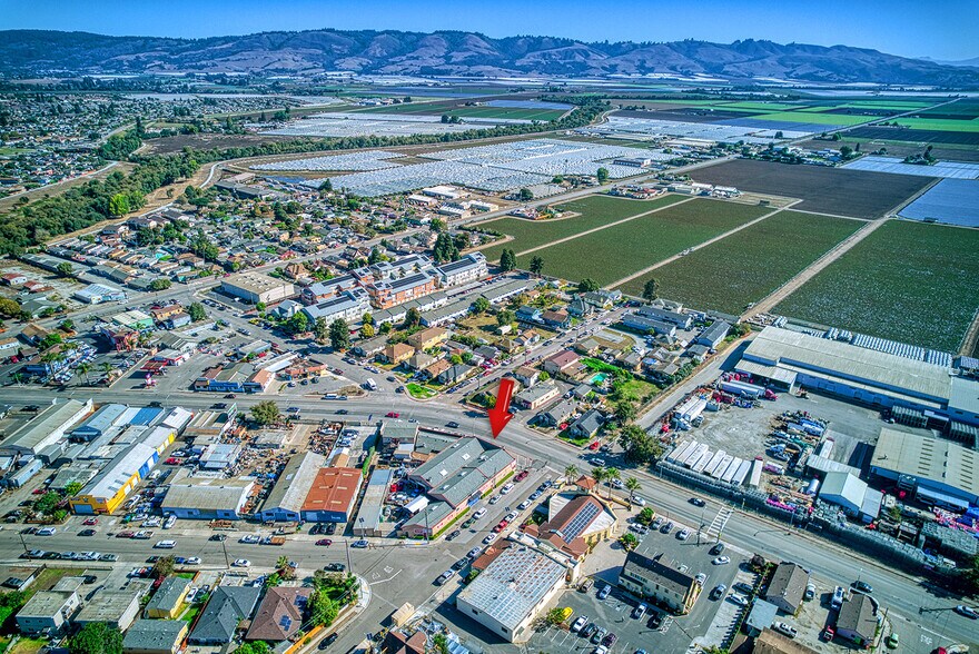 More Photos Of 74-82 Porter Dr, Watsonville Warehouse For Sale