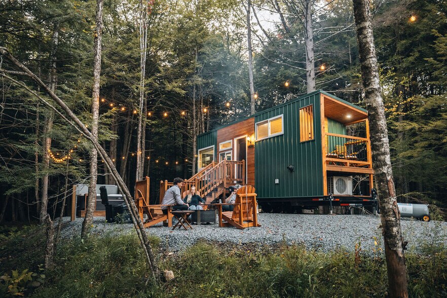 More Photos Of 650 Lost River rd, North Woodstock Hotel For Sale