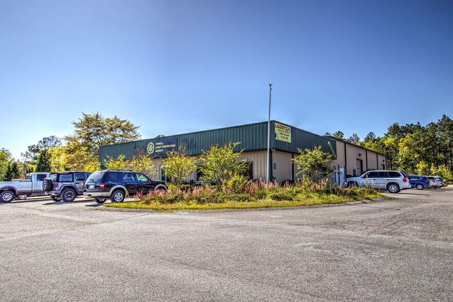 More Photos Of 1982 Jefferson Davis Hwy, Graniteville Showroom For Sale