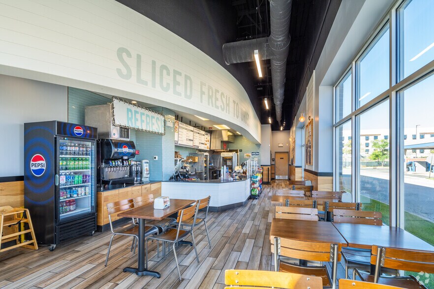 More Photos Of 2830 Mannheim Rd, Franklin Park Storefront For Sale