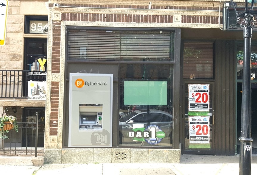 More Photos Of 948-952 W Webster Ave, Chicago Storefront Retail Residential For Lease