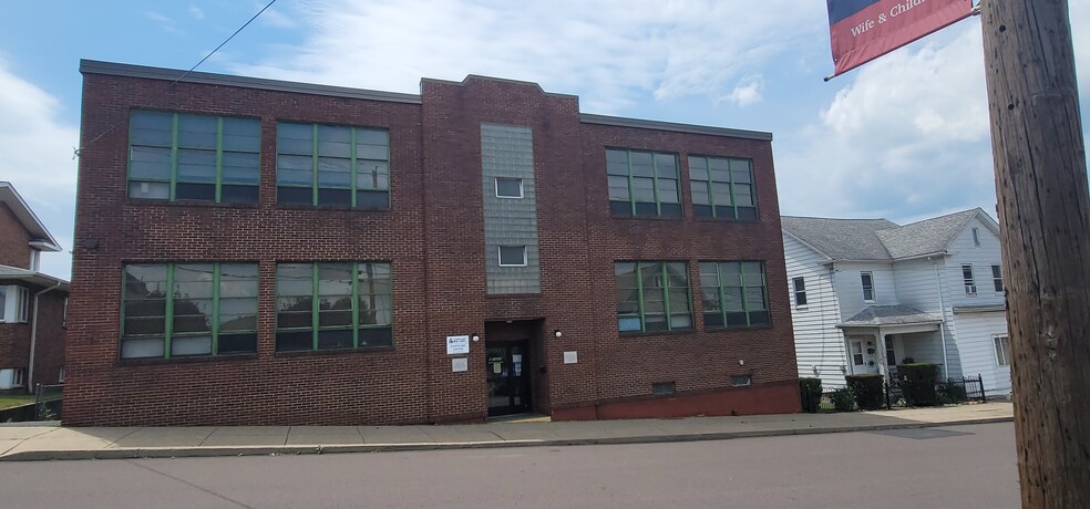 More Photos Of 1020 S Hanover St, Nanticoke Schools For Sale