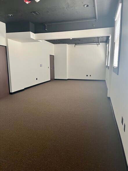 More Photos Of 3638 University Ave, Riverside Office Residential For Lease