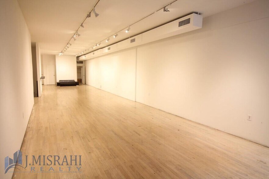 More Photos Of 98 Orchard St, New York Apartments For Lease