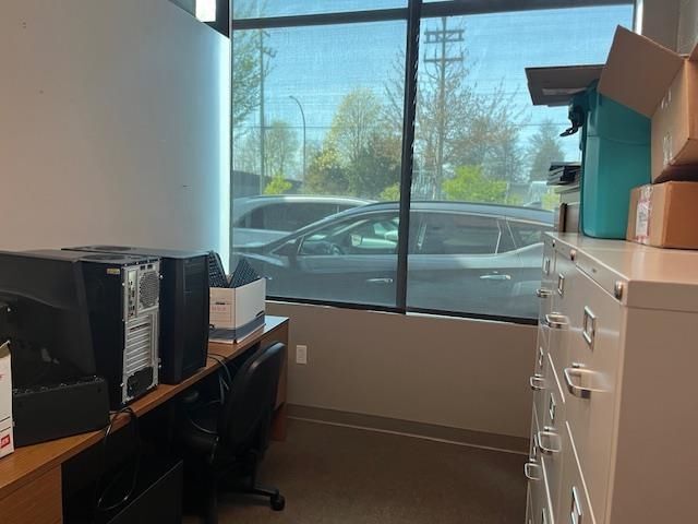 More Photos Of 9094 Young Rd, Chilliwack Office For Sale