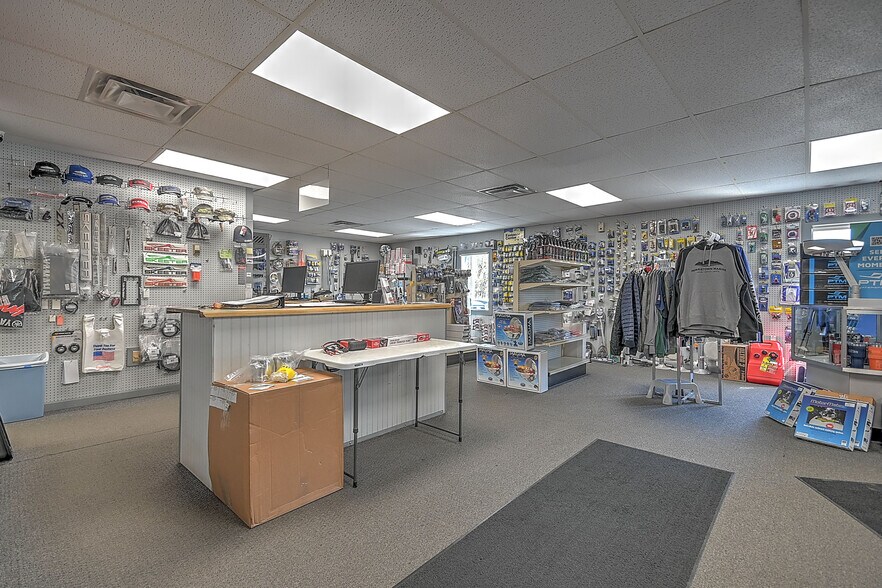 More Photos Of 2905 Cherokee Park Rd, Morristown Auto Dealership For Sale