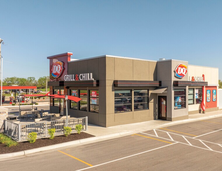 More Photos Of 8803 MO-45, Parkville Fast Food For Sale