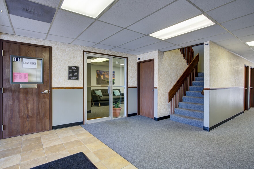 More Photos Of 225 S Academy Blvd, Colorado Springs Office For Lease