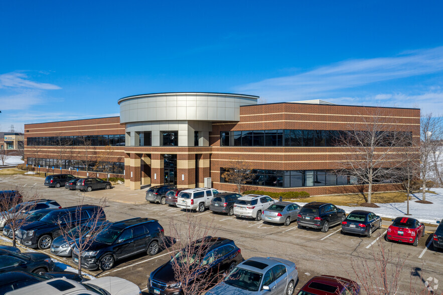 Primary Photo Of 8530 Eagle Point Blvd, Lake Elmo Coworking Space