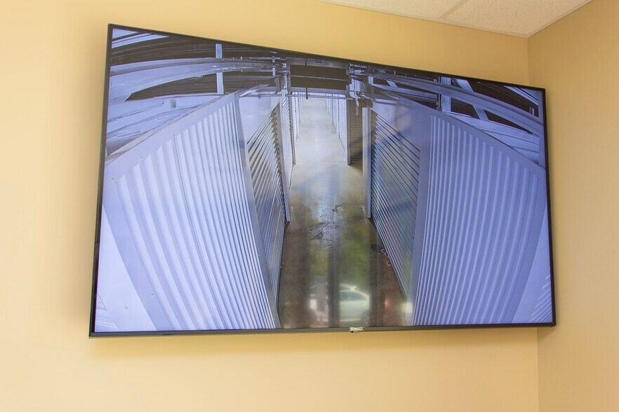 More Photos Of 11017 County Line, Madison Self Storage For Sale
