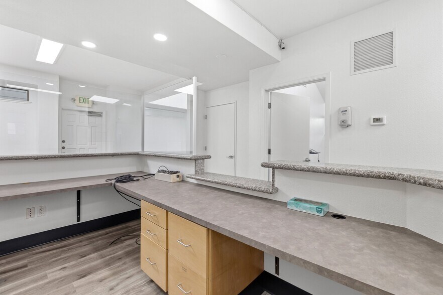 More Photos Of 47 Penny Ln, Watsonville Medical For Sale
