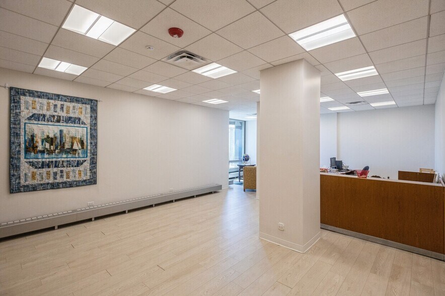 More Photos Of 400 E Randolph St, Chicago Apartments For Sale