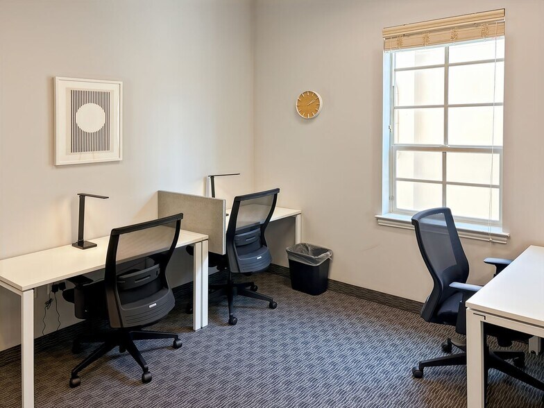 More Photos Of 97 Village Ln, Colleyville Coworking Space