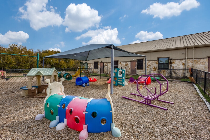 More Photos Of 2120 S Garden Ridge Blvd, Flower Mound Religious Facility For Sale