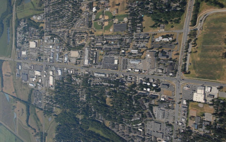 More Photos Of 2540 S Iowa St, Lawrence Unknown For Lease