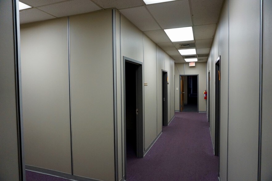 More Photos Of 535 Macon St, McDonough Manufacturing For Lease