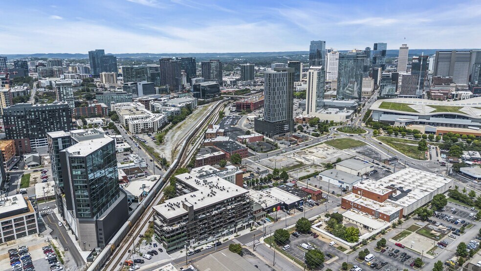 More Photos Of 635 7th Ave S, Nashville Apartments For Lease