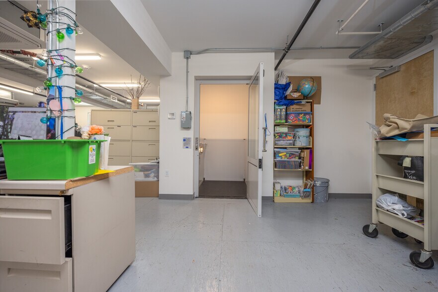 More Photos Of 75 E Central Ave, Pearl River Storefront For Sale