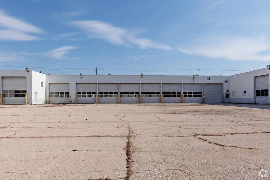 More Photos Of 4000 N Mannheim Rd, Franklin Park Auto Dealership For Sale