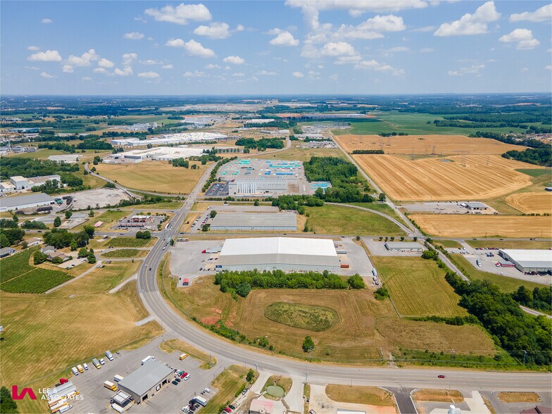 More Photos Of 1136 Dunlop Ln, Clarksville Warehouse For Lease