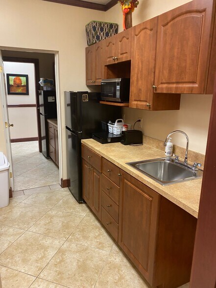 More Photos Of 540 NW University, Port Saint Lucie Office Residential For Sale